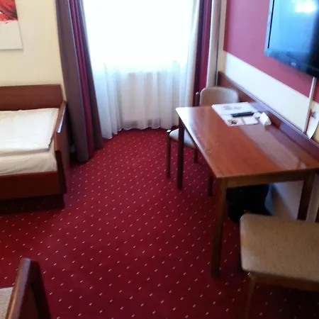 Azk Arbeitnehmer Zentrum Hotel 3*