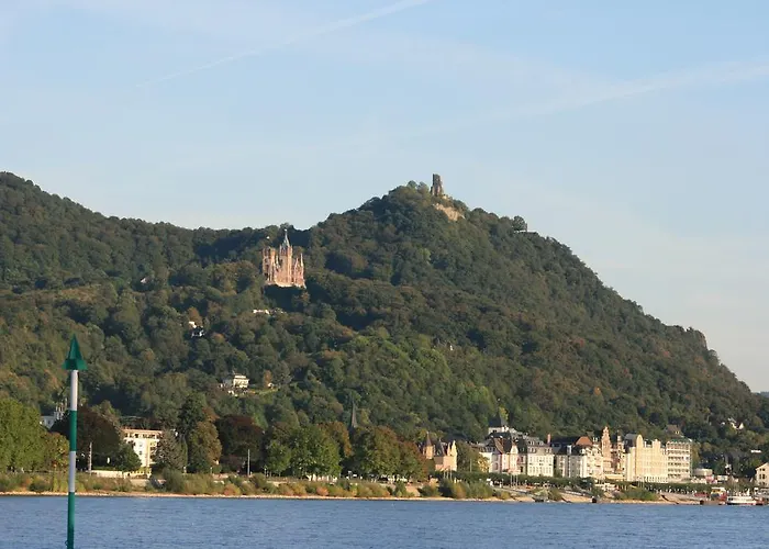 Azk Arbeitnehmer Zentrum فندق