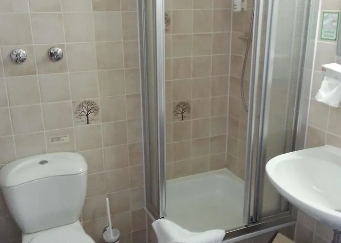 Azk Arbeitnehmer Zentrum 酒店 柯尼希斯温特